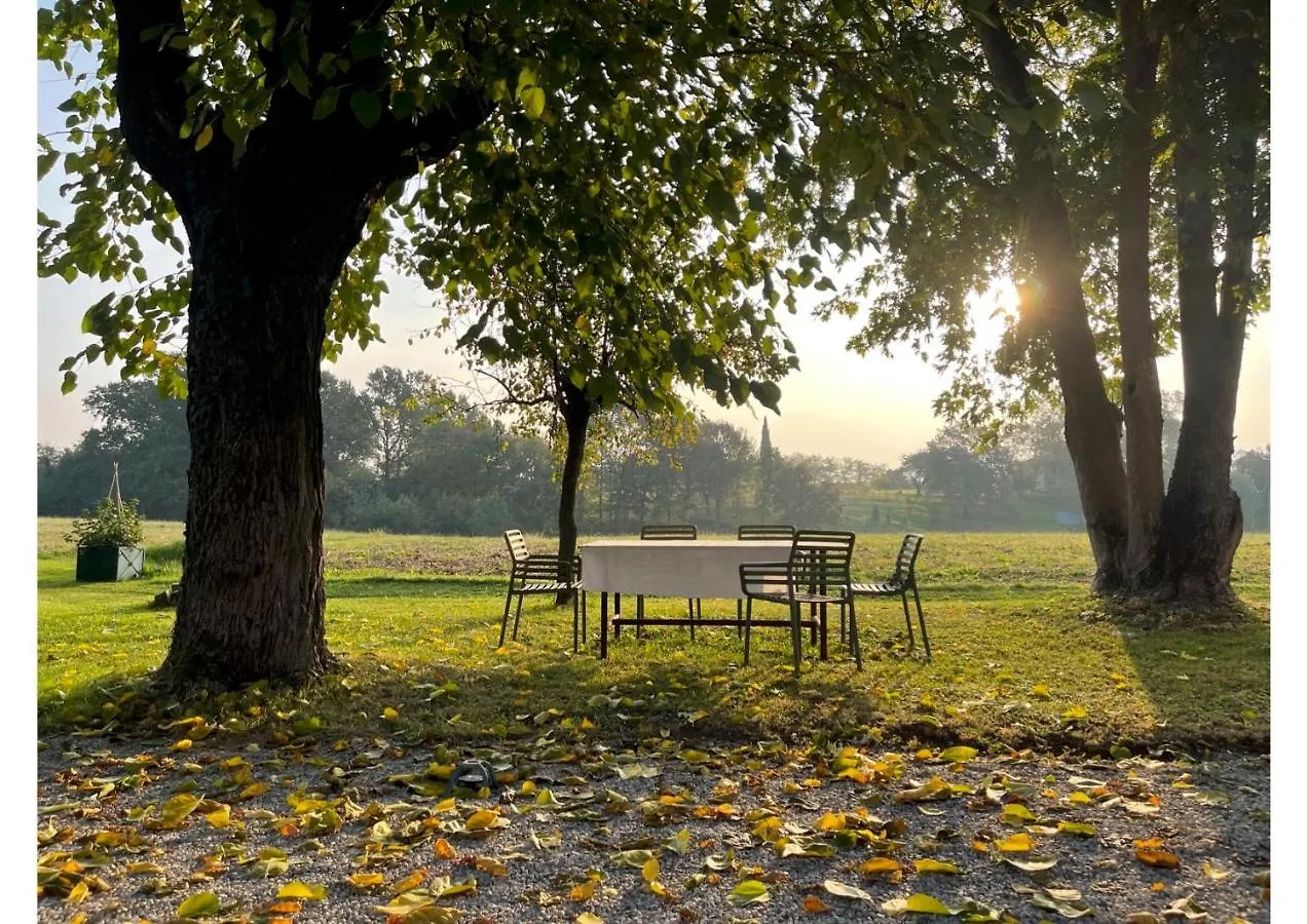 Villa Leopardi Vignale  0*, Vignale (Parma) Italy