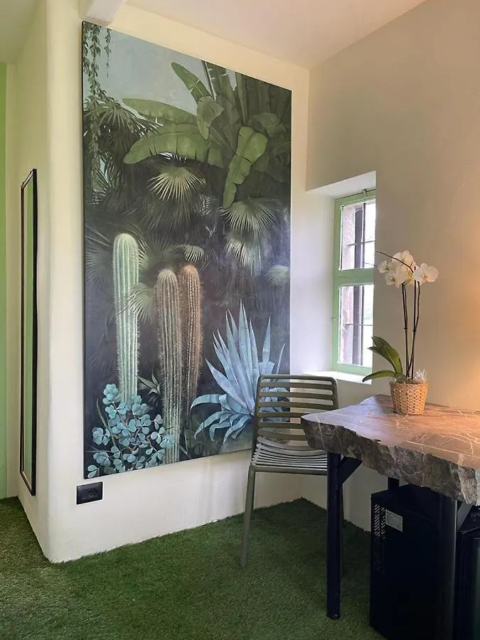 Bed & Breakfast Villa Leopardi Vignale