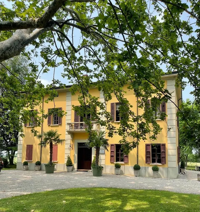 Villa Leopardi Vignale