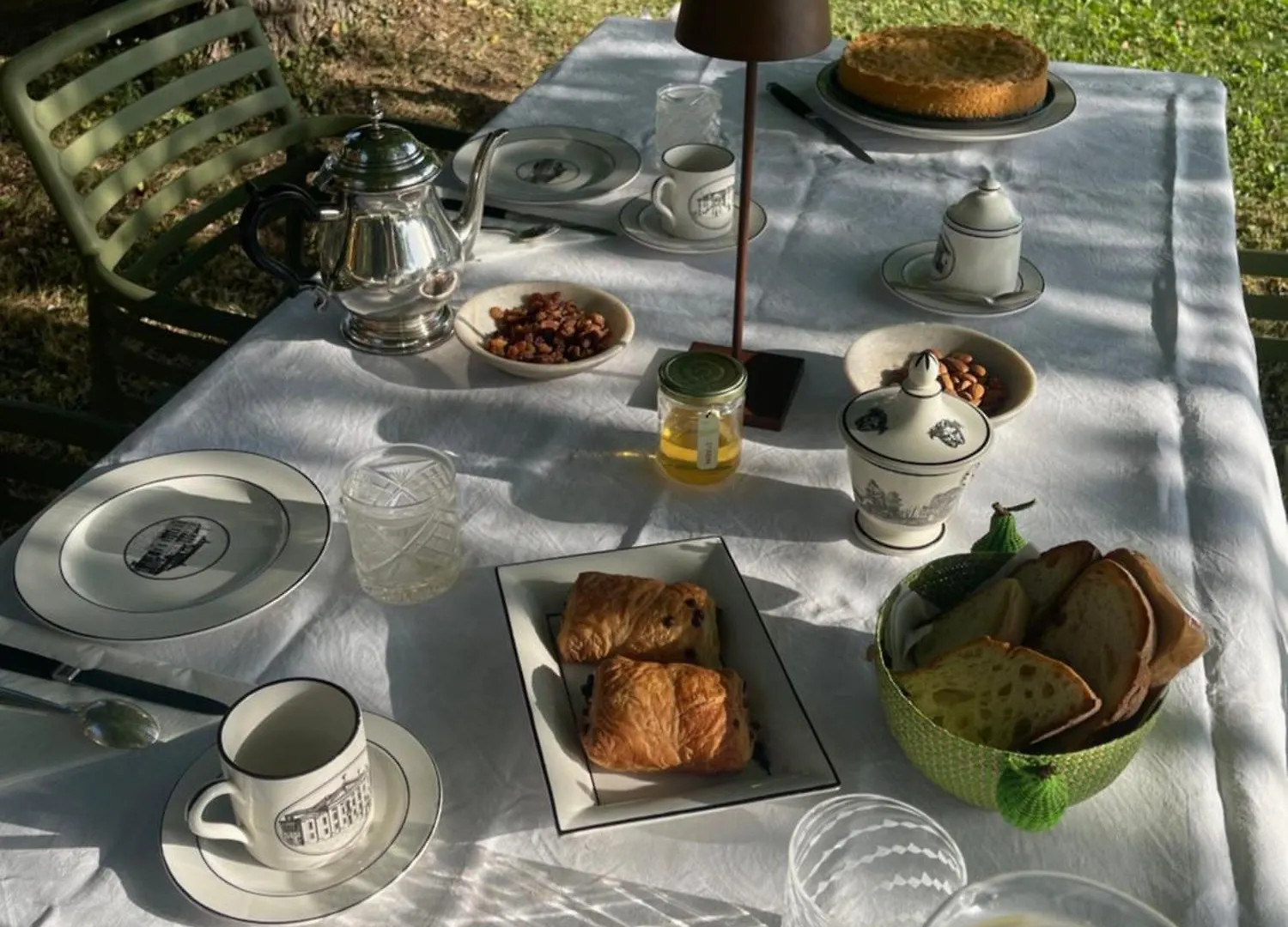 Bed & Breakfast Villa Leopardi Vignale  Italy